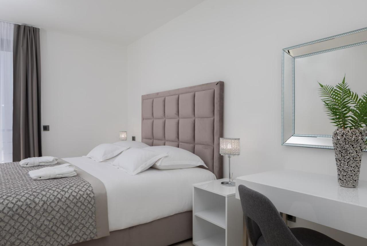 Luxury Apartments Baotic Trogir Eksteriør billede